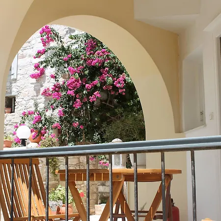 Guest house Ethrion 3*