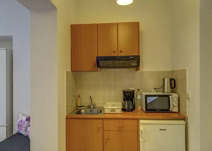 Ethrion Pensjonat Ermupoli