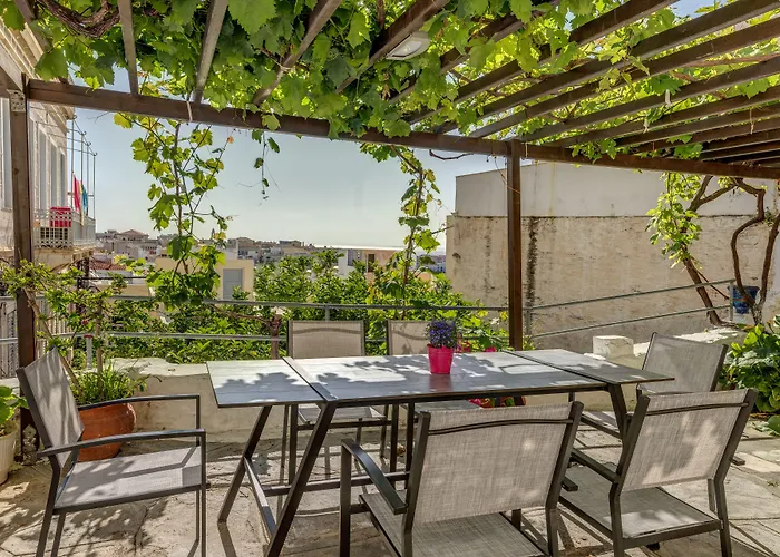 Ethrion Pensjonat Ermupoli