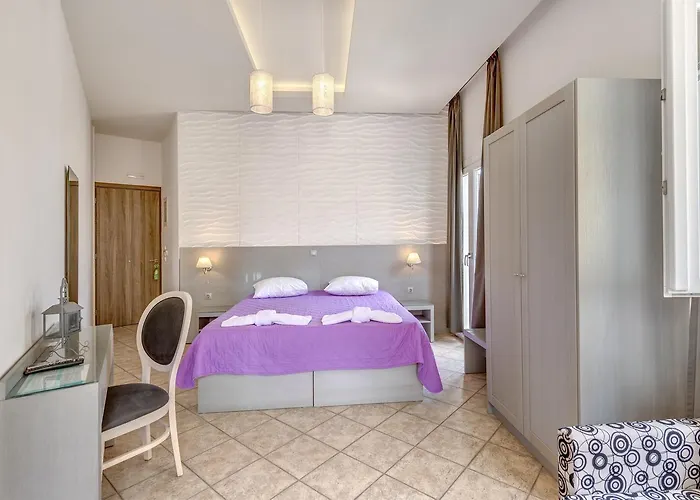 Ethrion Pensjonat Ermupoli